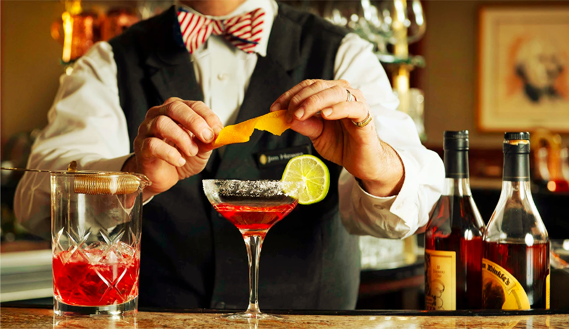 round robin bartender making cocktail