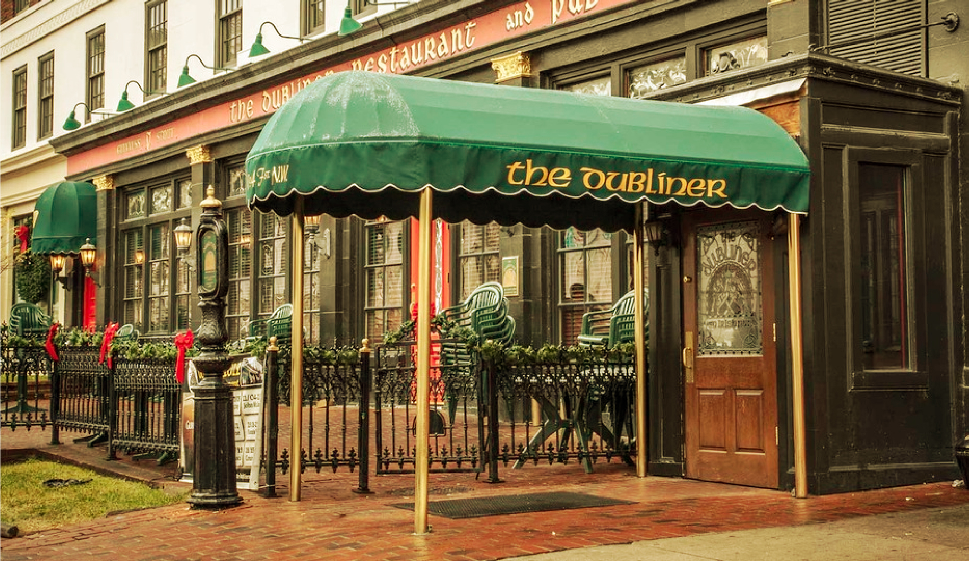 the dubliner exterior dc bar